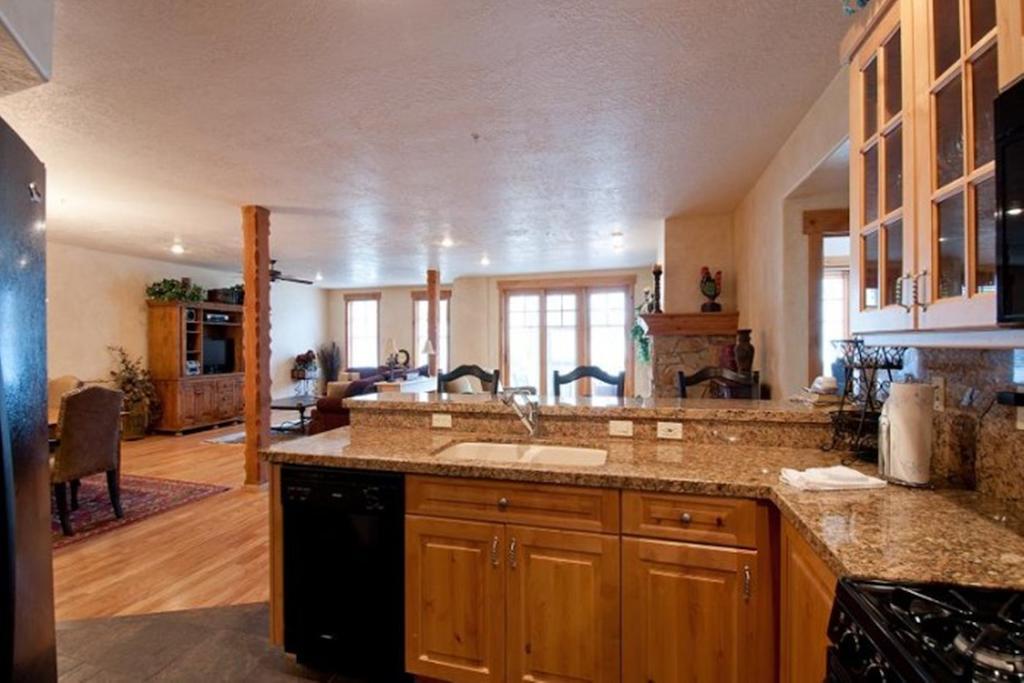Town Point Condos By Park City Vacations Ruang foto