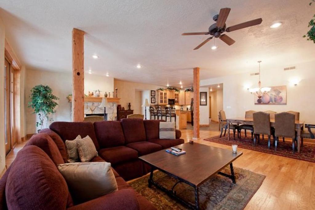 Town Point Condos By Park City Vacations Ruang foto